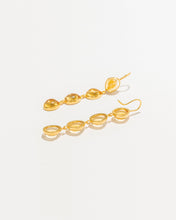 Load image into Gallery viewer, Amélie Earrings