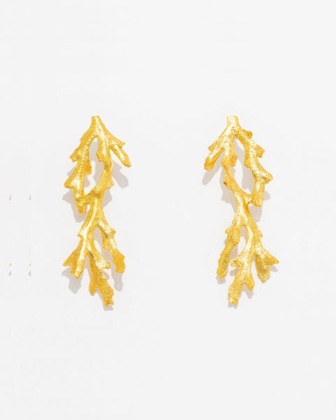 Pendientes largos de coral ORO