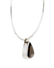 Carregar imagem no visualizador da galeria, Gargantilha com Quartz Fumado
