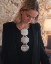 Carregar imagem no visualizador da galeria, Gargantilha Chifre
