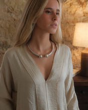 Carregar imagem no visualizador da galeria, Gargantilha Bolas
