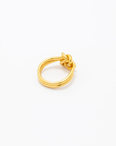 Anillo de doble nudo