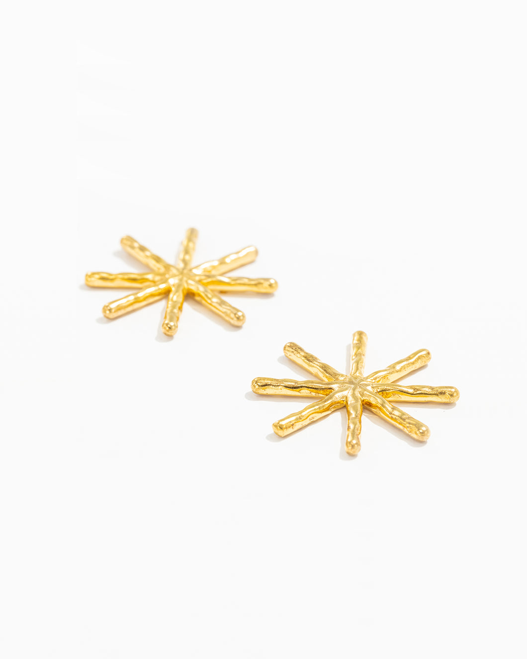 Brincos Estrelas Esculpidas