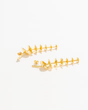 Load image into Gallery viewer, Eucalyptus Earrings
