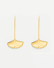 Carregar imagem no visualizador da galeria, Brincos Gingko
